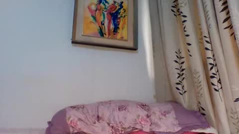 Snapshot of bellaqueen69 chatting on 26, 5, 2026 Bella shane online show from 26, 5, 2026