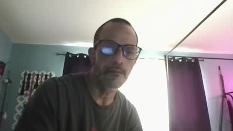 Bellaskeykeeper online show from 7, 5, 2026