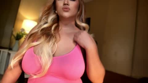 BELLA JONES online show from 16, 4, 2026