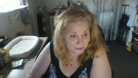 Snapshot of bellavoca chatting on 9, 8, 2026 Bellavoca online show from 9, 8, 2026