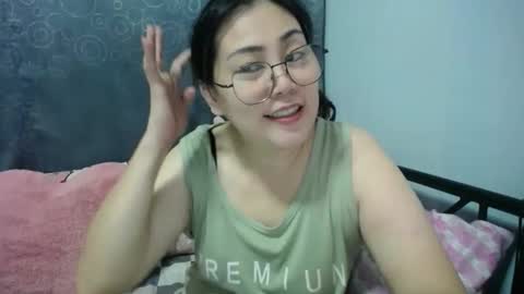 Snapshot of bellbabe chatting on 13, 10, 2025 Bella online show from 13, 10, 2025