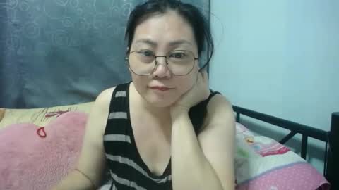 Snapshot of bellbabe chatting on 24, 11, 2025 Bella online show from 24, 11, 2025