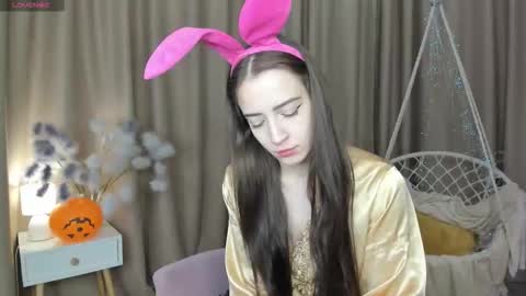 Snapshot of belle_wa1ker chatting on 31, 10, 2025 Belle online show from 31, 10, 2025