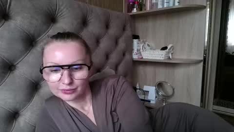 Snapshot of belleamiee chatting on 11, 9, 2025 Amelia online show from 11, 9, 2025
