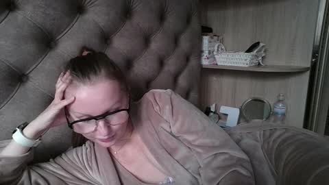 Snapshot of belleamiee chatting on 25, 9, 2025 Amelia online show from 25, 9, 2025