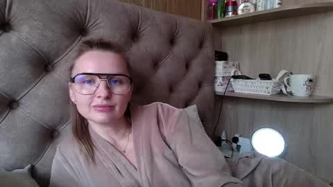 Snapshot of belleamiee chatting on 28, 9, 2025 Amelia online show from 28, 9, 2025