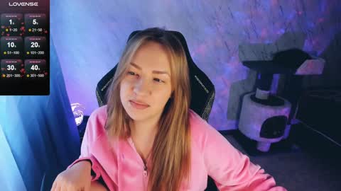 Your Annabelle Wolf  online show from 11, 12, 2024