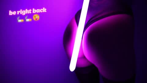 Your Annabelle Wolf  online show from 21, 1, 2025