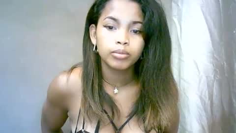 BelliBellahX online show from 16, 4, 2026