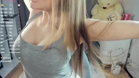 Snapshot of bellidream chatting on 30, 4, 2026 Bella online show from 30, 4, 2026