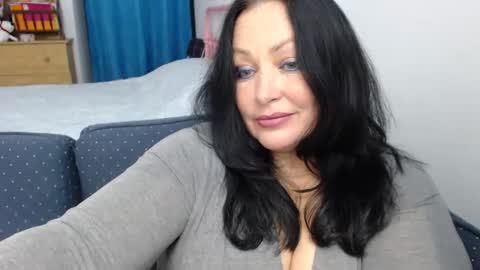 Snapshot of beluckynow chatting on 4, 1, 2025 beluckynow online show from 4, 1, 2025