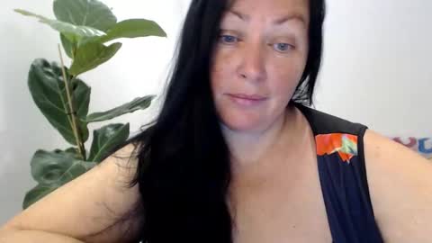 Snapshot of beluckynow chatting on 16, 10, 2025 beluckynow online show from 16, 10, 2025