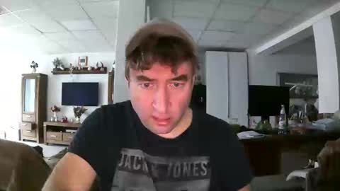Robert  1984 online show from 15, 12, 2025