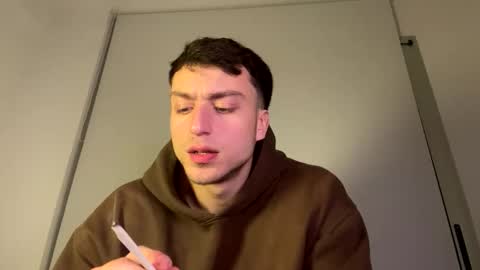 benicio03 online show from 7, 6, 2026