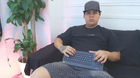 bennett_alejoo online show from 16, 12, 2025