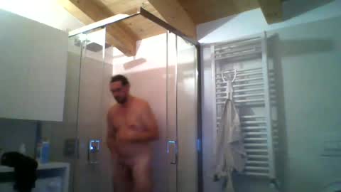 Snapshot of bennik1989 chatting on 21, 6, 2026 bennik1989 online show from 21, 6, 2026