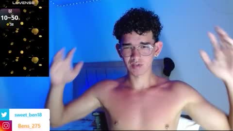 Snapshot of benny__1 chatting on 13, 10, 2025 ben online show from 13, 10, 2025