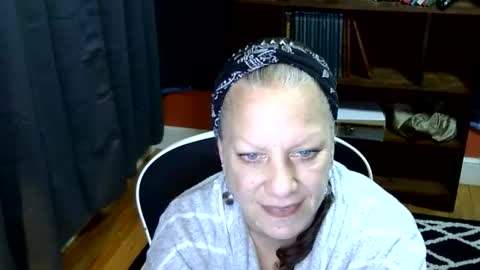 Snapshot of bentmountain chatting on 3, 3, 2026 DeniseDavid online show from 3, 3, 2026