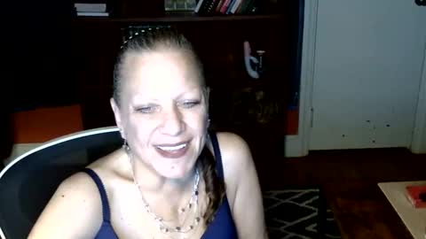 Snapshot of bentmountain chatting on 8, 3, 2026 DeniseDavid online show from 8, 3, 2026