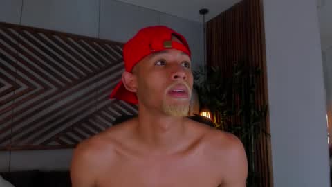 Snapshot of bento_fox chatting on 15, 9, 2025 bento_fox online show from 15, 9, 2025