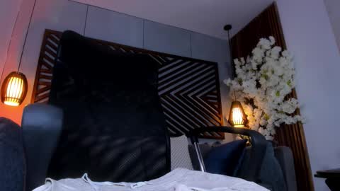 Snapshot of bento_fox chatting on 10, 10, 2025 bento_fox online show from 10, 10, 2025