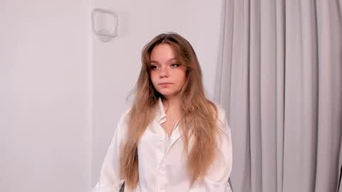 Julie online show from 19, 4, 2026