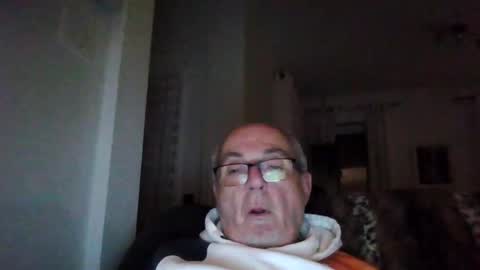 bernard1102 online show from 30, 12, 2024