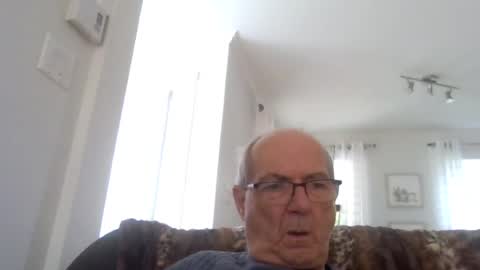 bernard1102 online show from 4, 7, 2026