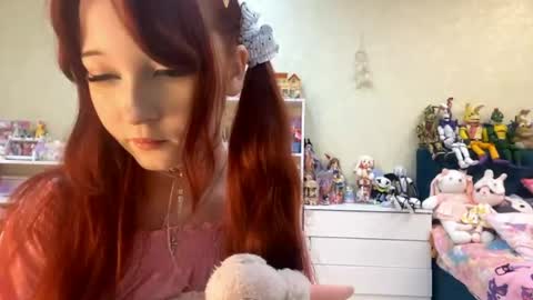 Eva  online show from 18, 4, 2026
