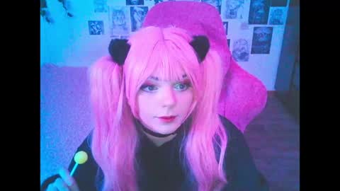 BerrieKitten online show from 28, 4, 2026
