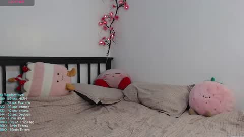 SnowClairee online show from 28, 6, 2026
