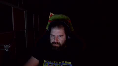 Snapshot of bertirally15 chatting on 28, 3, 2026 bertirally15 online show from 28, 3, 2026