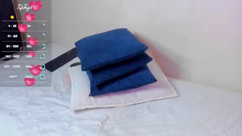 Snapshot of bestwayto_jerk chatting on 9, 9, 2025 ZYLITH online show from 9, 9, 2025