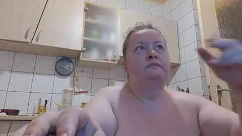 Snapshot of bethnorth chatting on 7, 6, 2026 bethnorth online show from 7, 6, 2026