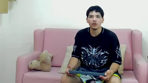 Snapshot of better_togetherx chatting on 23, 7, 2026 Tiven Luciana online show from 23, 7, 2026