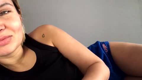 Snapshot of betty199175798 chatting on 14, 10, 2025 betty199175798 online show from 14, 10, 2025