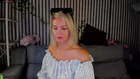 Snapshot of betty_brock chatting on 14, 6, 2026 Betty online show from 14, 6, 2026