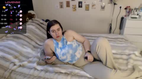 Snapshot of bettyandrich chatting on 20, 11, 2025 Betty and Rich online show from 20, 11, 2025