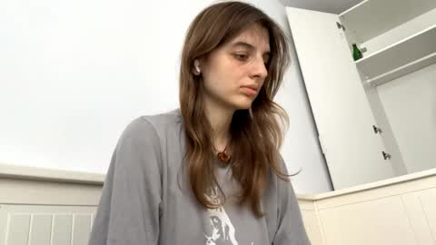 Lina online show from 6, 6, 2026