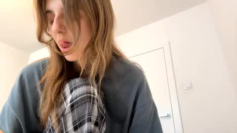 Lina online show from 12, 6, 2026