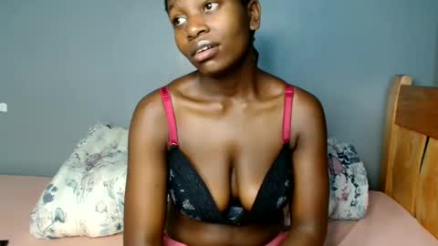 Snapshot of beverly_bay chatting on 31, 5, 2026 beverly online show from 31, 5, 2026