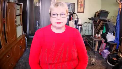 Snapshot of beverlyqcynia chatting on 24, 10, 2025 BeverlyQCynia online show from 24, 10, 2025