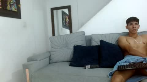 Snapshot of beyonce_21 chatting on 8, 6, 2026 beyonce_21 online show from 8, 6, 2026