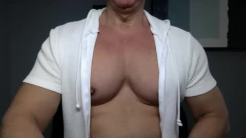 BGDKMUSCLEGUY - SELECTED BY CHATURBATE AS A TOP BROADCASTER FOR 2023 online show from 9, 3, 2025