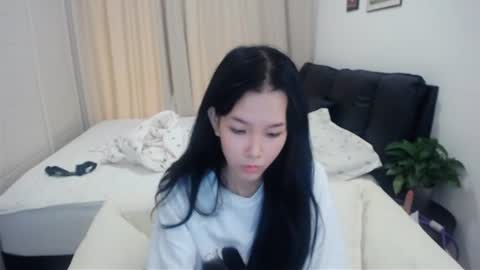 bhwuyulian online show from 9, 6, 2026
