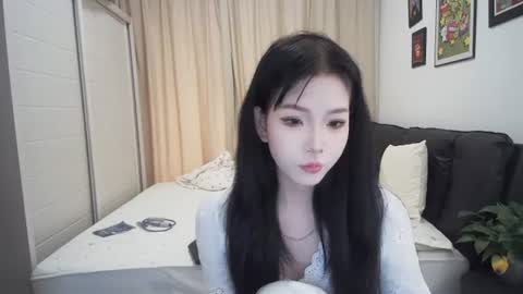 bhwuyulian online show from 4, 7, 2026
