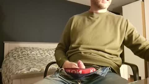 My name is David and if you like public exhibitions you wont be disappointed with me LoL - My favorite vibes is 44  online show from 20, 1, 2025