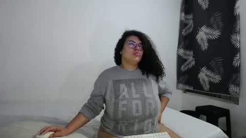 Bianca Tuesday to Sunday from 2am to 6am UTC-5 online show from 19, 4, 2026