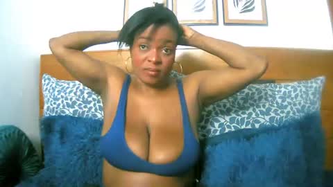 Snapshot of bianca_ebony chatting on 30, 7, 2026 bianca ebony online show from 30, 7, 2026