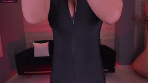 Bianca Pierce online show from 14, 1, 2025